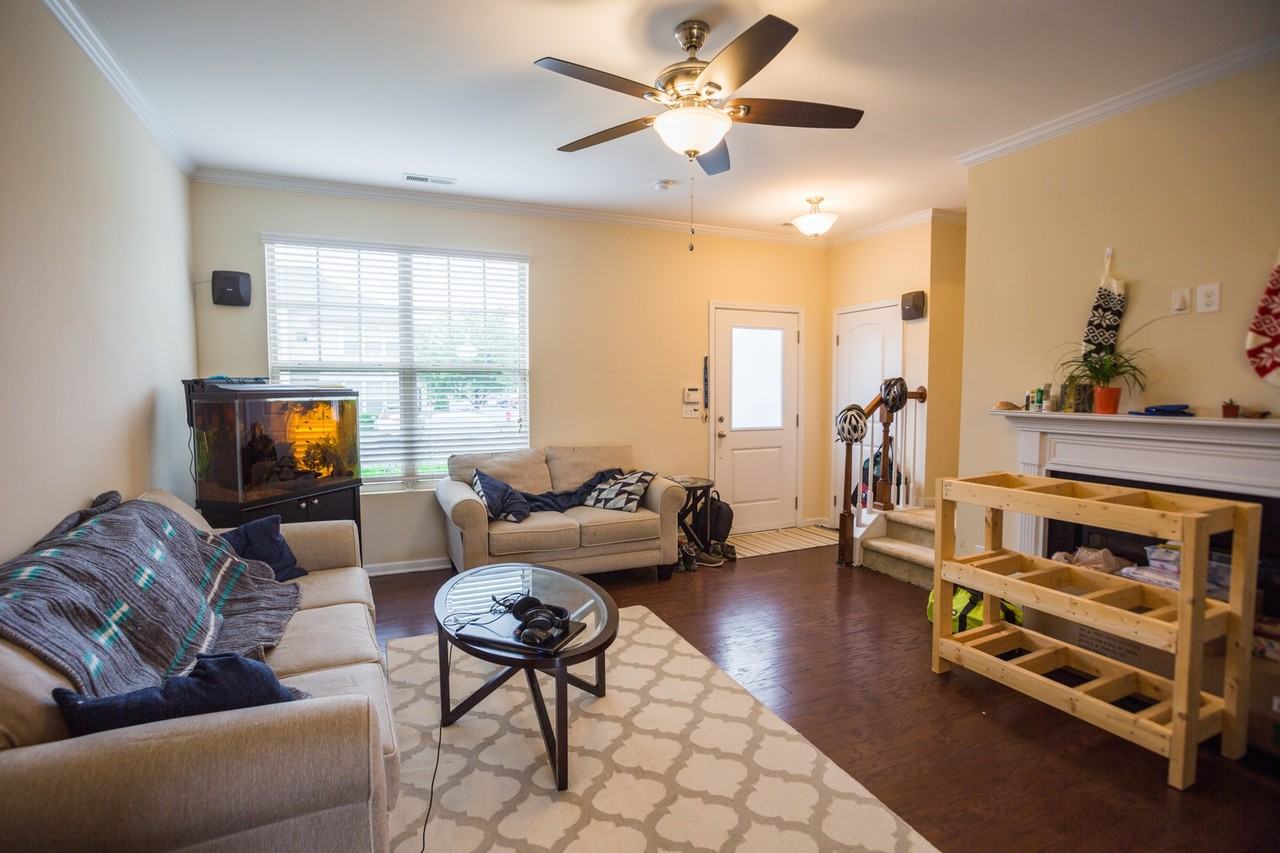 106 Mt Evans Dr - Photo 5 of 17