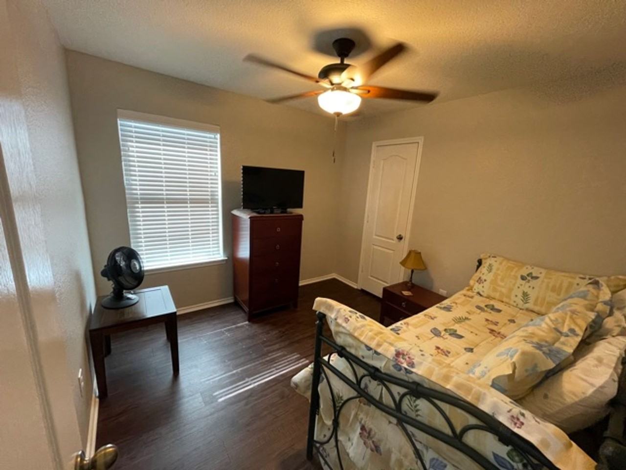 10210 Dixon Wood - Photo 5 of 18
