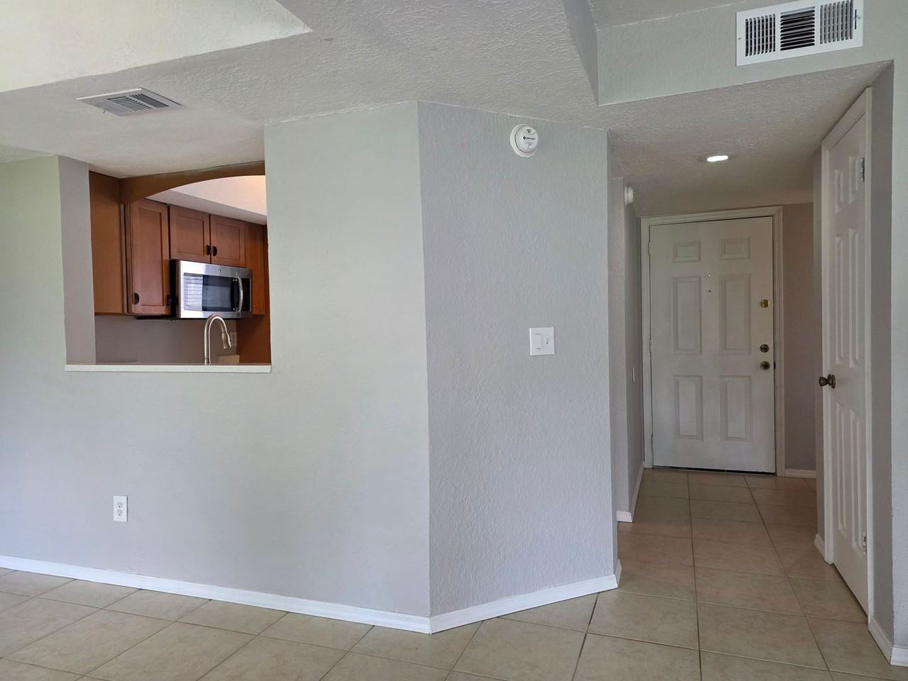 162 Olive Tree Cir - Photo 6 of 47
