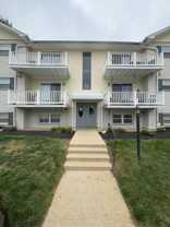 11 Warren Lodge Ct #B - Photo 1 of 1
