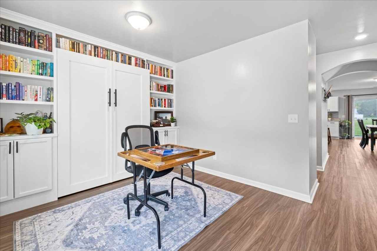 794 Wilkins Rd - Photo 3 of 38