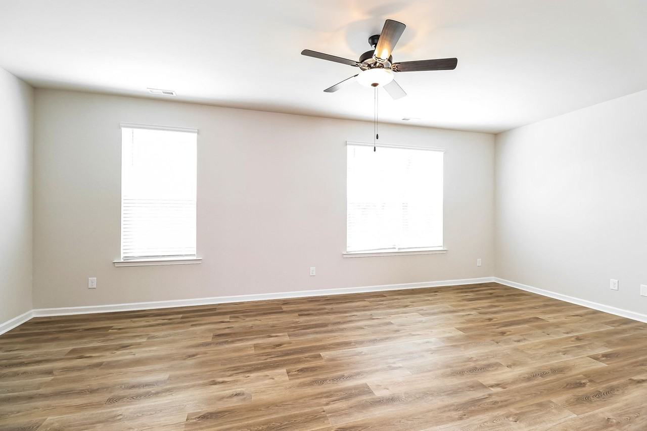 4969 Fitzgerald Ave - Photo 7 of 15
