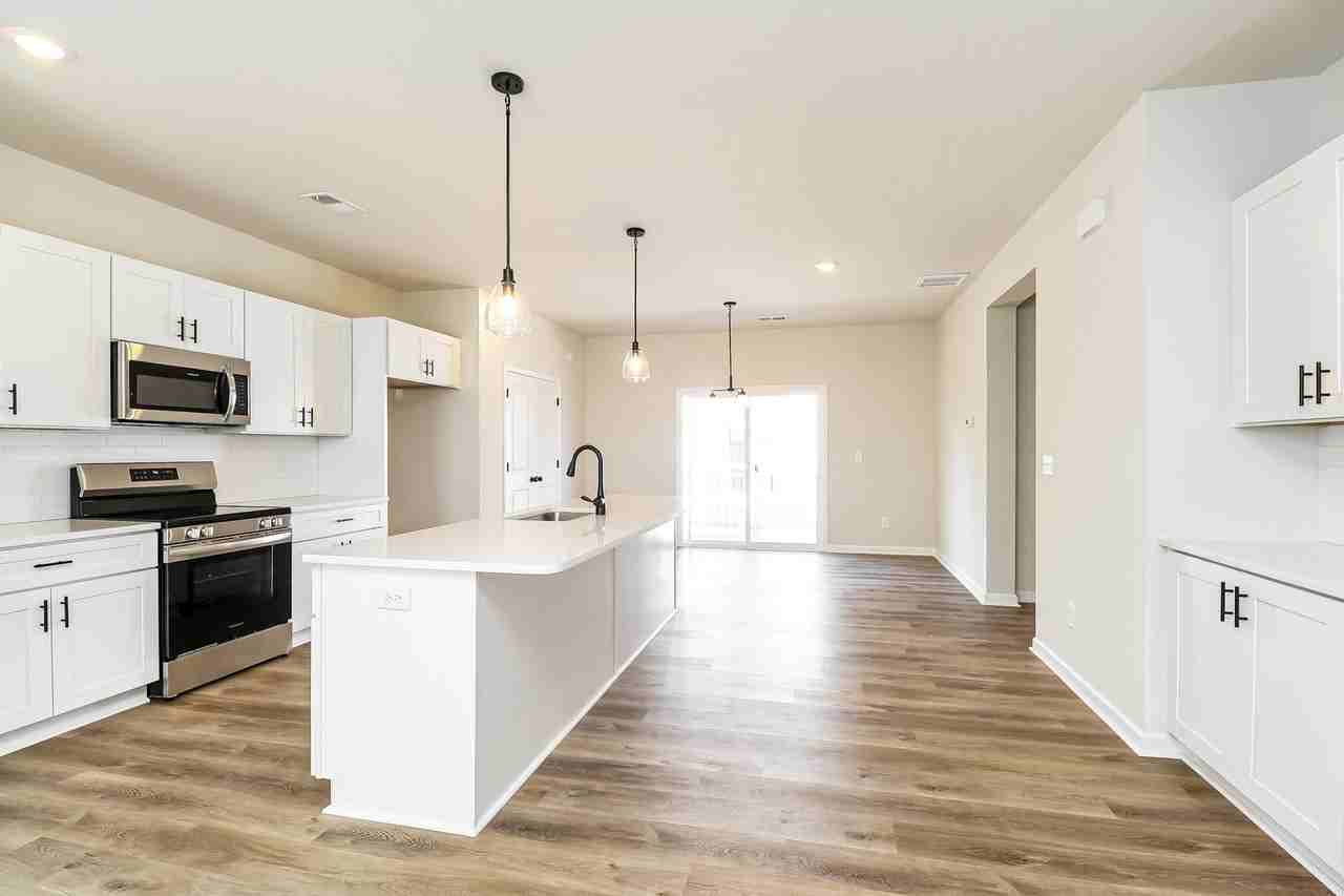 4965 Fitzgerald Ave - Photo 2 of 15