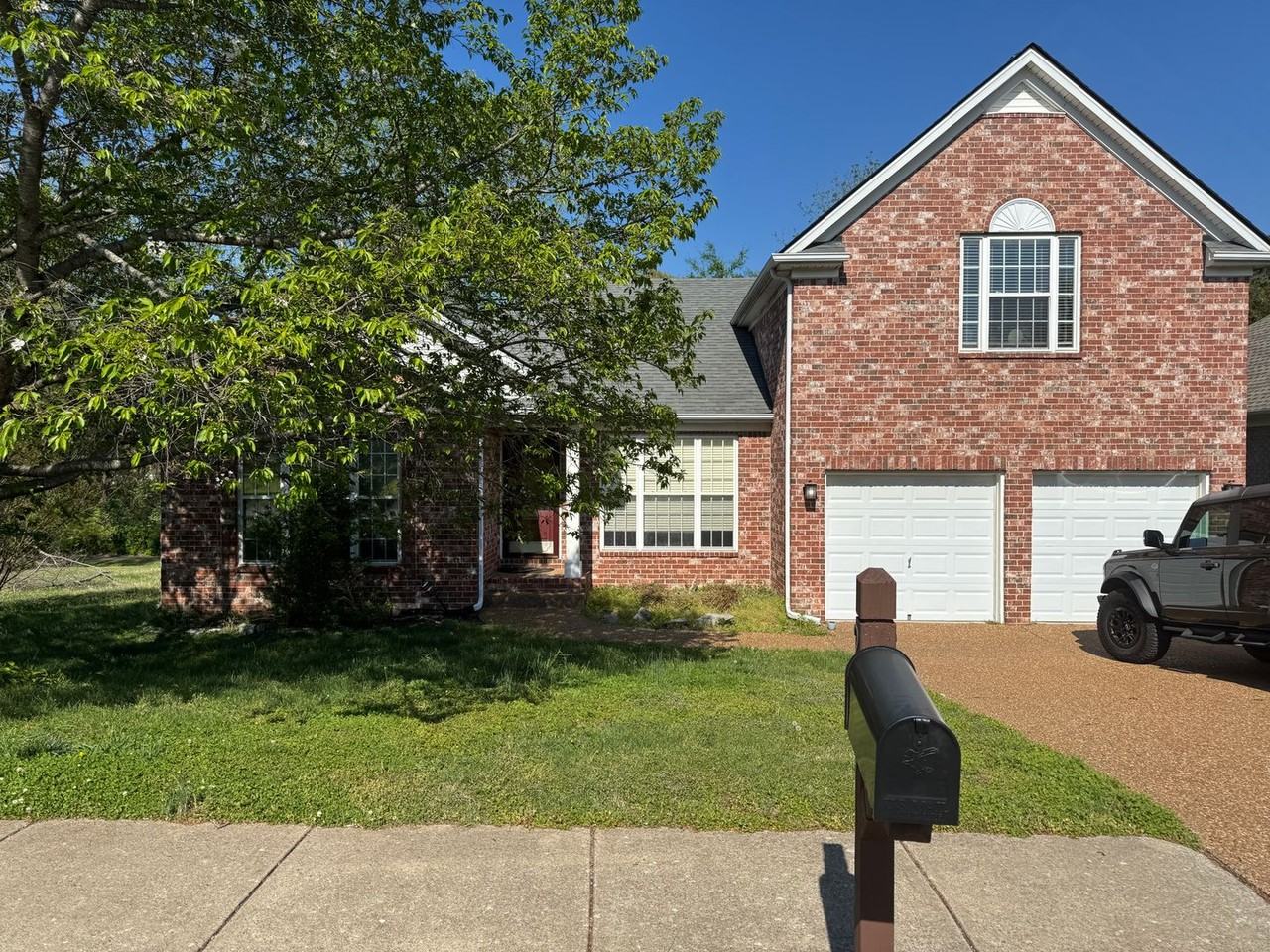 245 Cobblestone Lndg - Photo 2 of 8