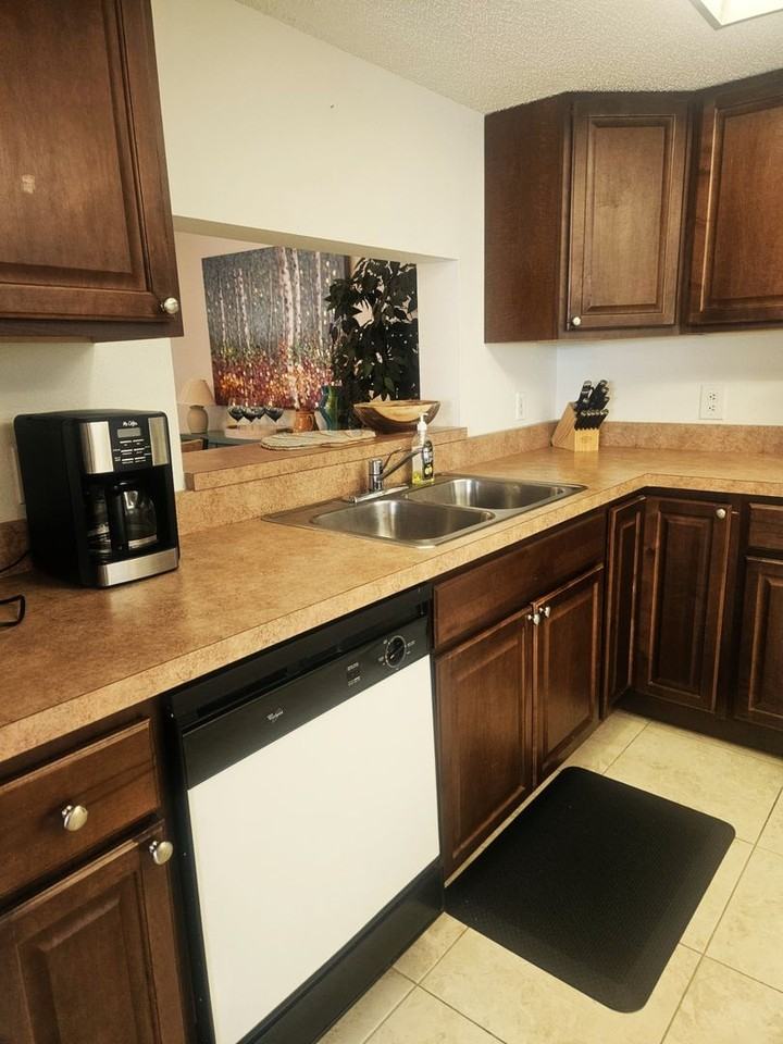 307 Pine Hollow Cir - Photo 3 of 42
