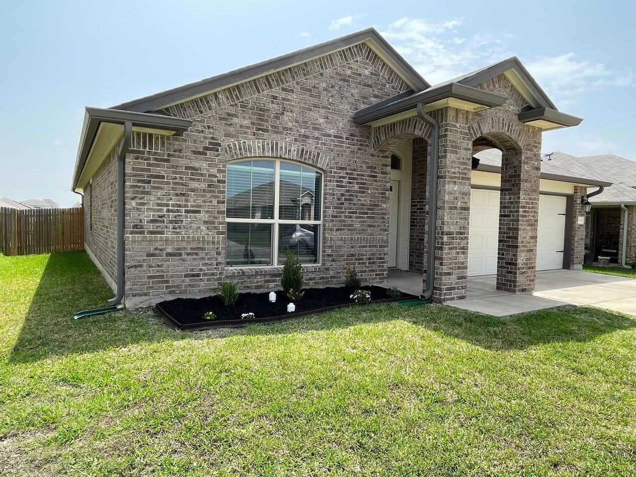 3128 Brosnan Rd - Photo 5 of 50