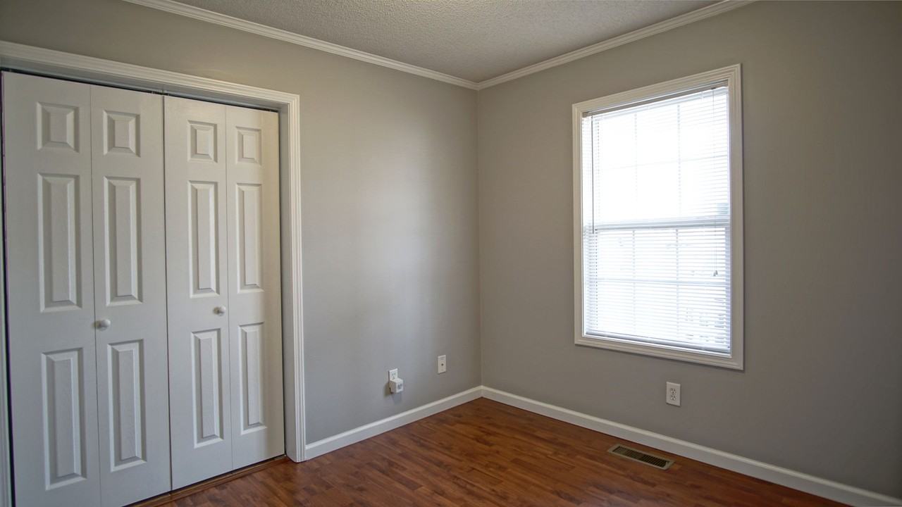 316 Brittany Park Pl - Photo 7 of 15