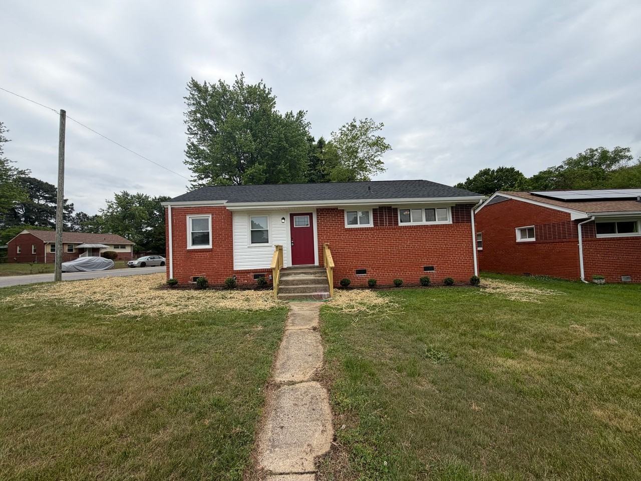 2100 Wright Ave - Photo 4 of 15