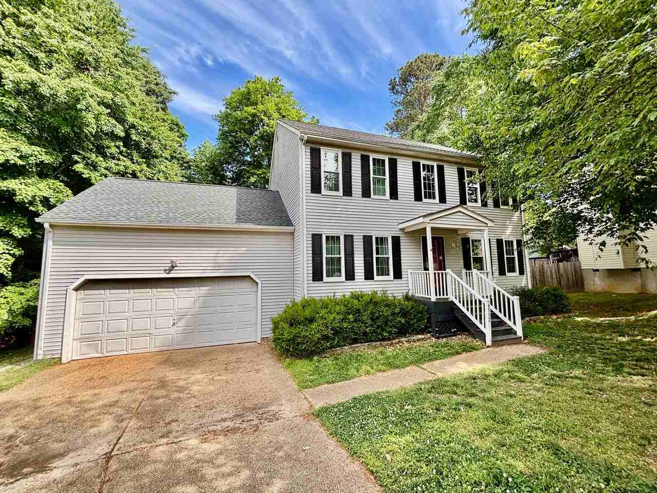 4512 Misty Ct - Photo 2 of 33