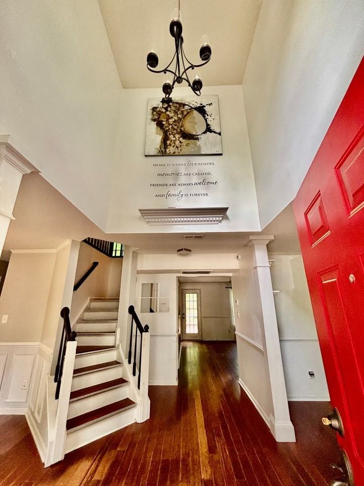 4512 Misty Ct - Photo 4 of 33