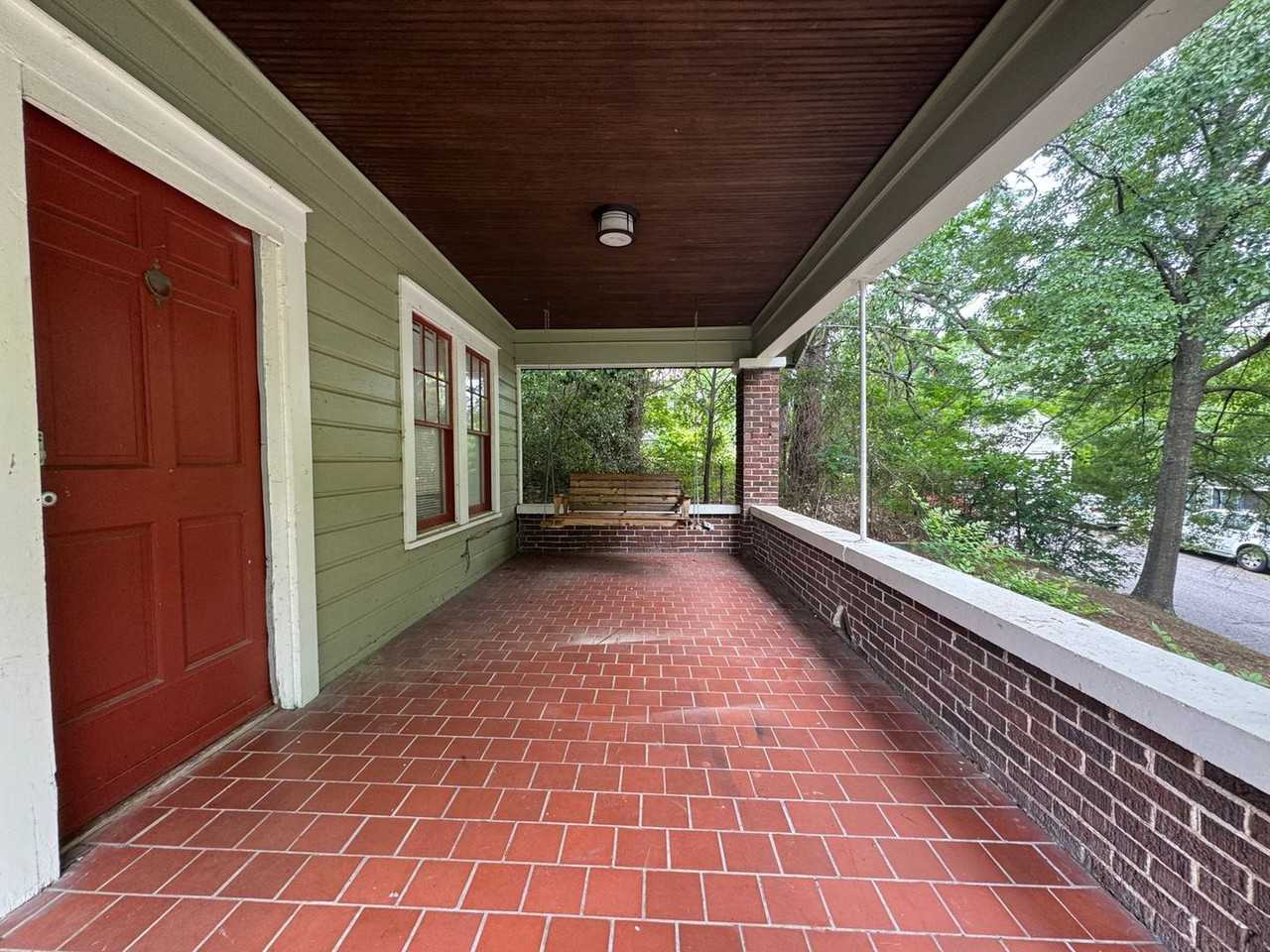 8333 Vassar Ave - Photo 4 of 22