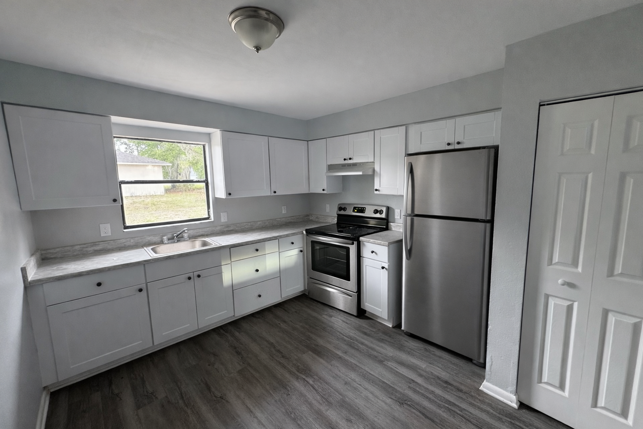 524 Montana Ave - Photo 6 of 6