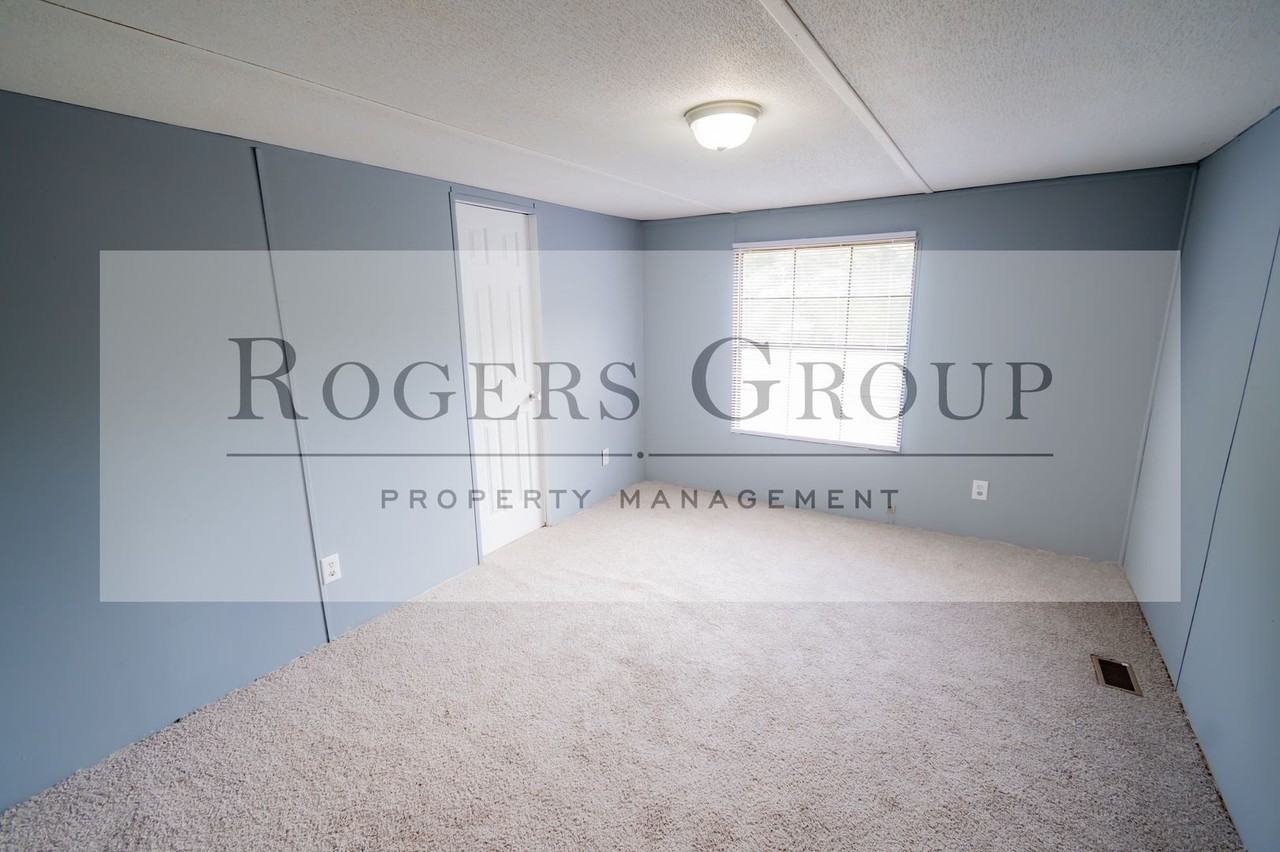 2390 Hicksboro Rd - Photo 7 of 10