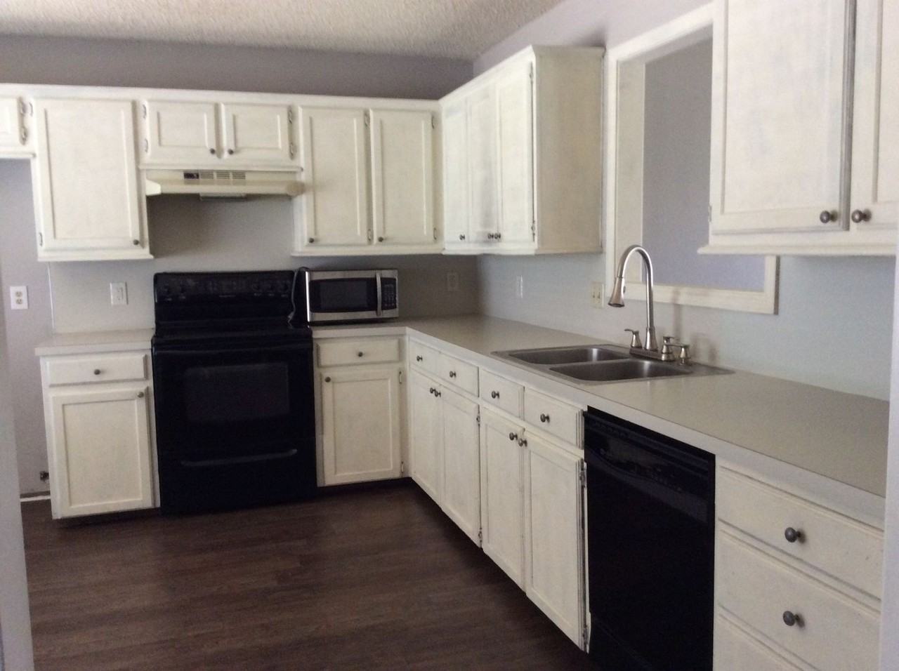 5602 Cornell St - Photo 4 of 18