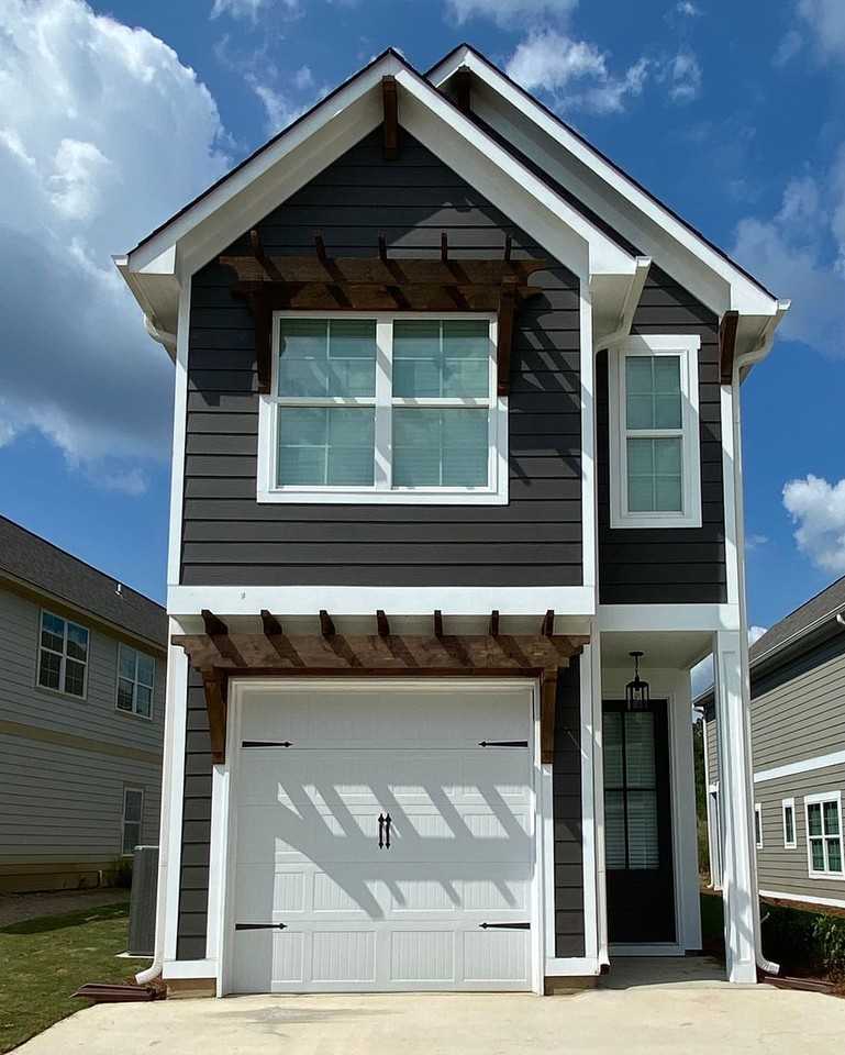 252 Creek Run Way