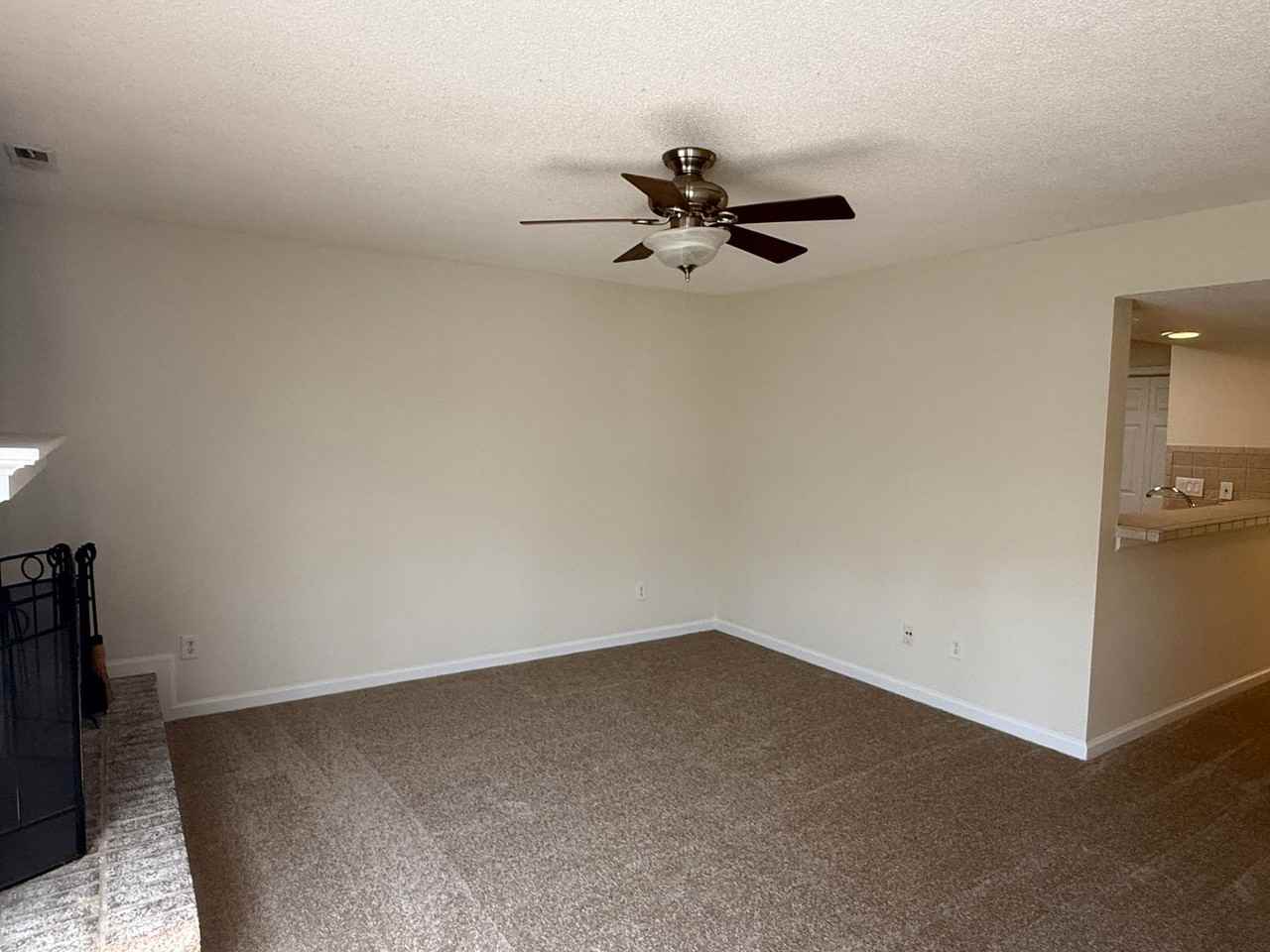 11000 Carmel Crossing Rd - Photo 2 of 13