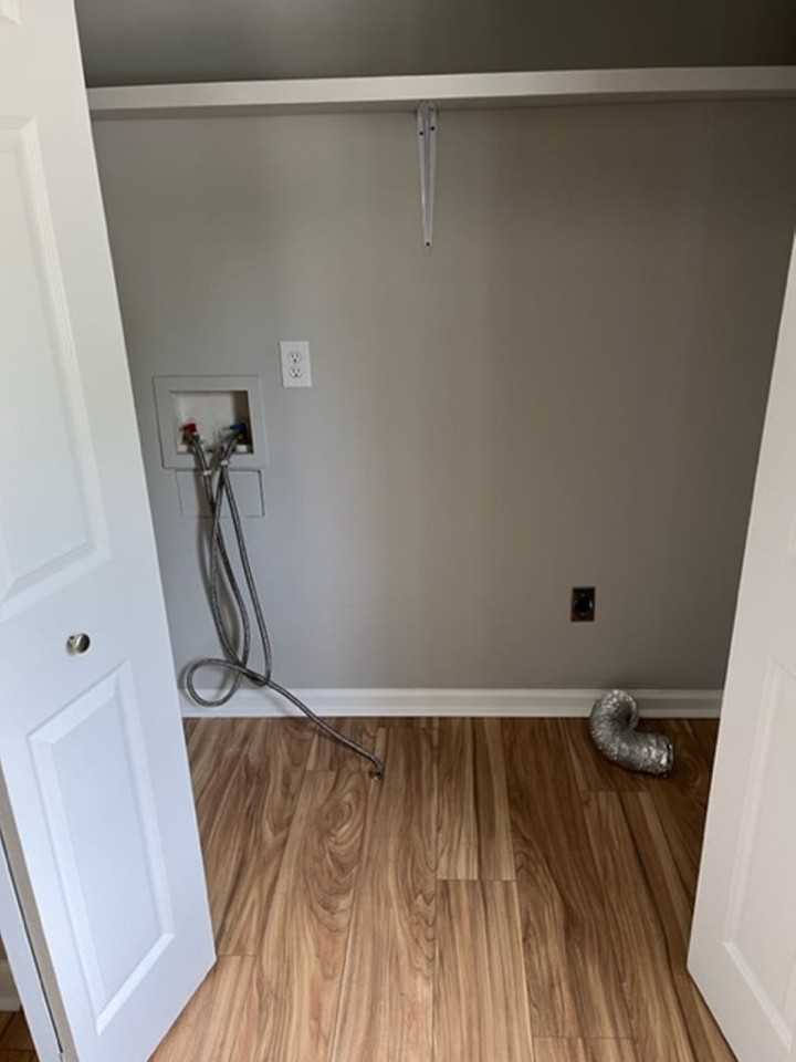 2020 Ball Park Rd - Photo 5 of 11