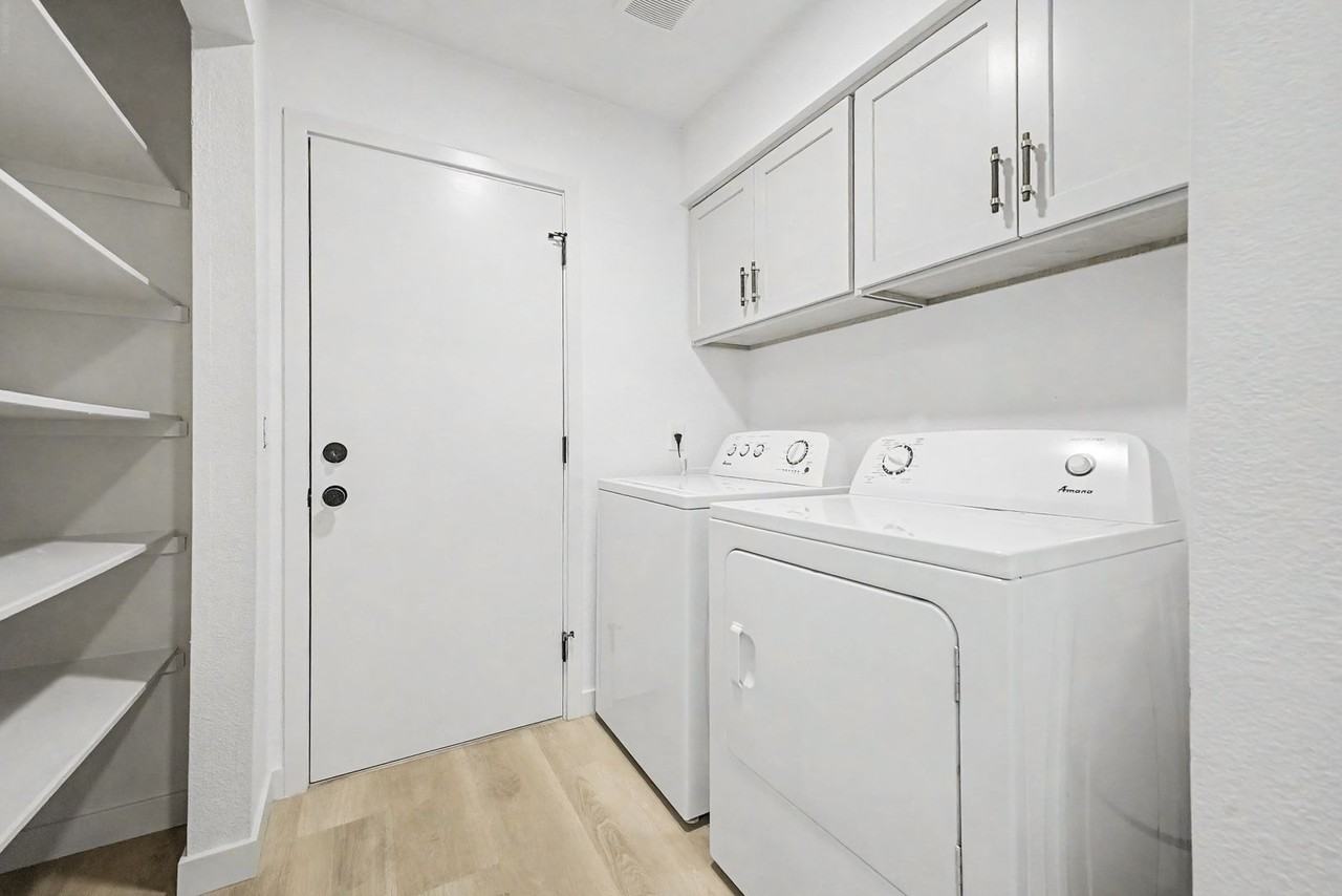 1818 W Village Way - Photo 6 of 26