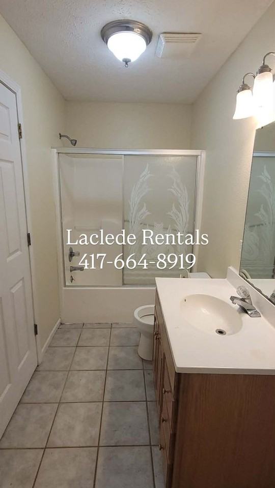 506 Curry St - Photo 4 of 10