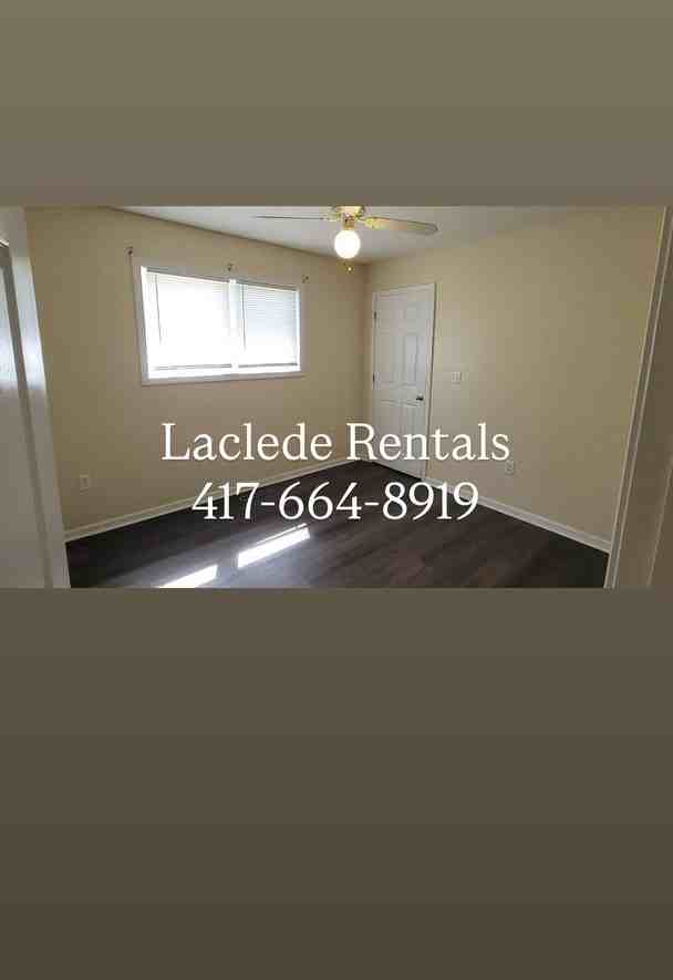 506 Curry St - Photo 5 of 10
