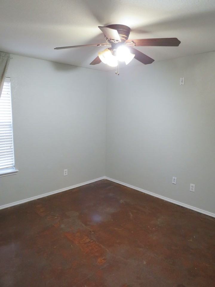 3717 Beatriz Dr - Photo 2 of 10