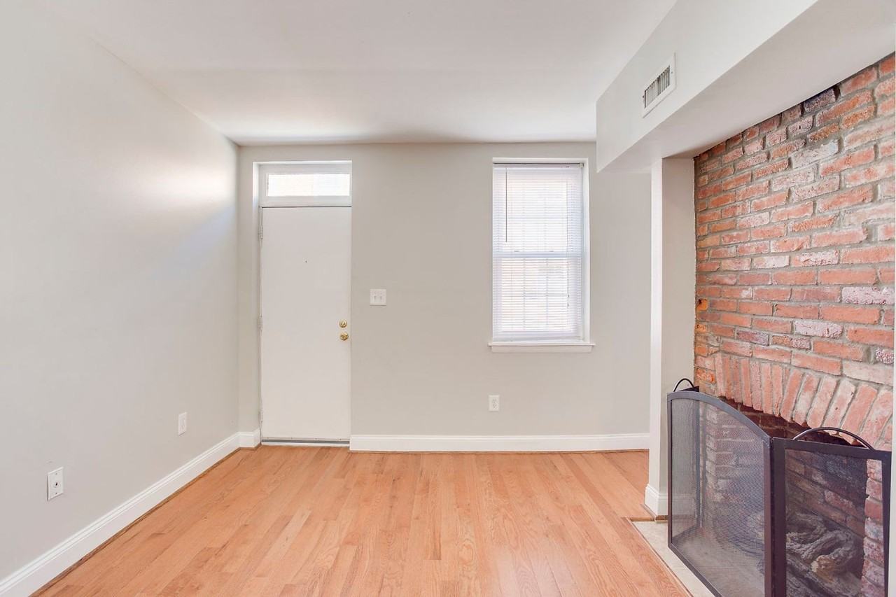 7 E Hamburg St - Photo 4 of 16