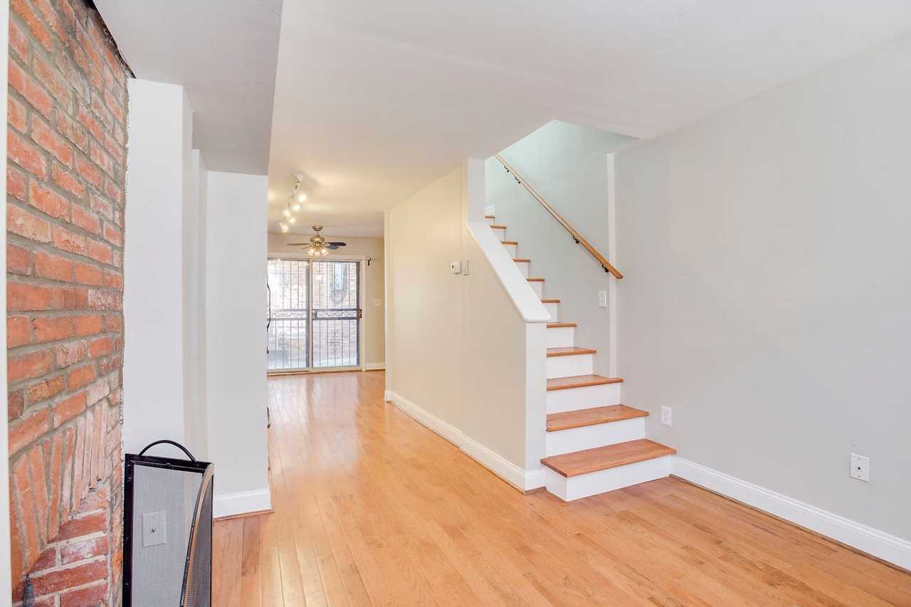 7 E Hamburg St - Photo 6 of 16