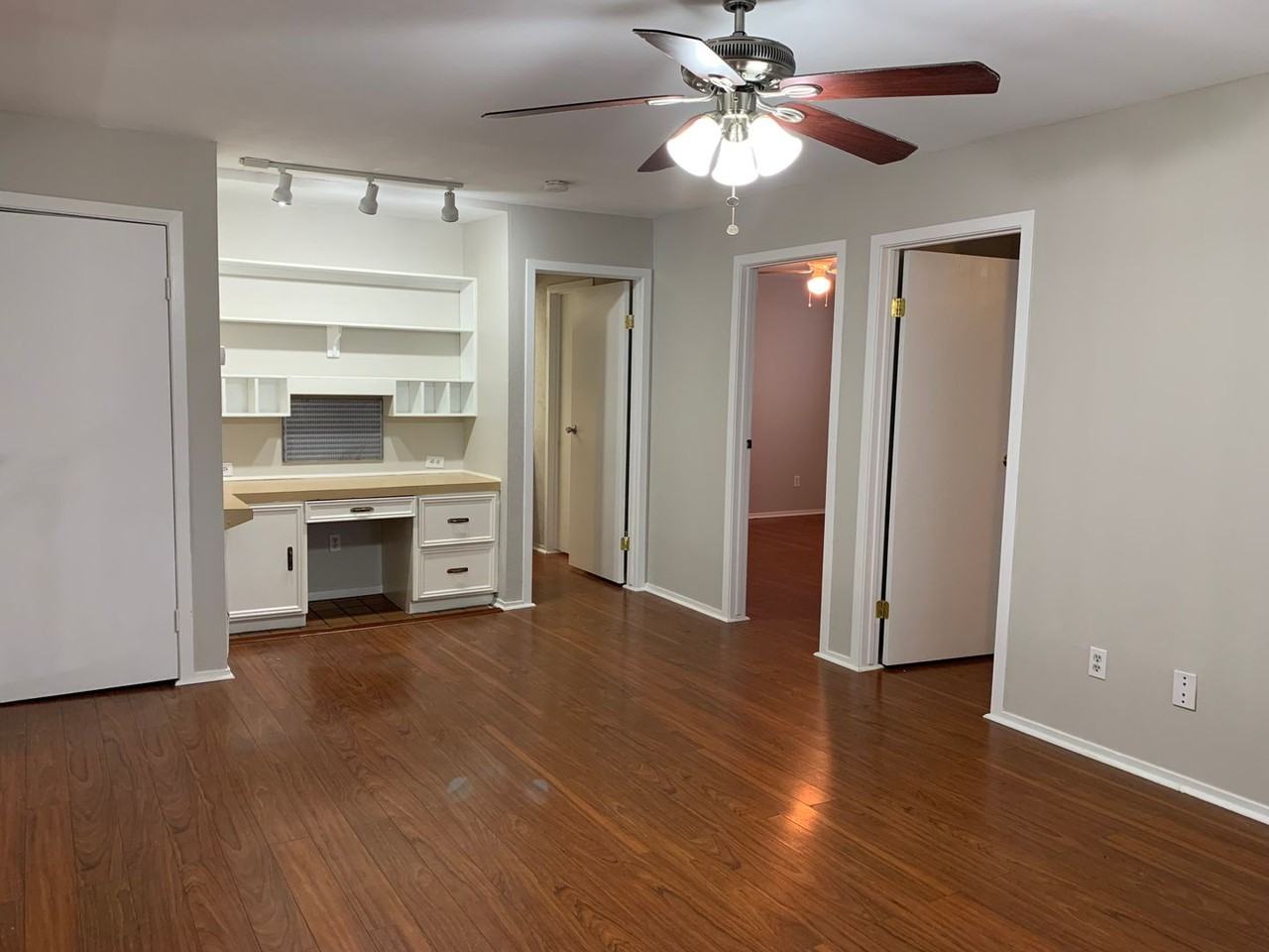 2 Goldthread Ct - Photo 3 of 50