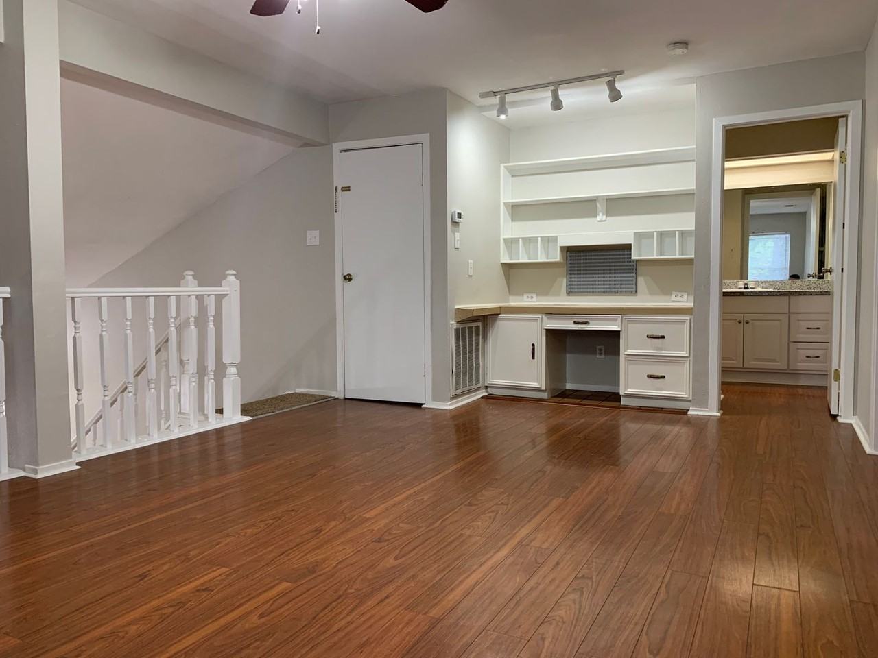 2 Goldthread Ct - Photo 4 of 50