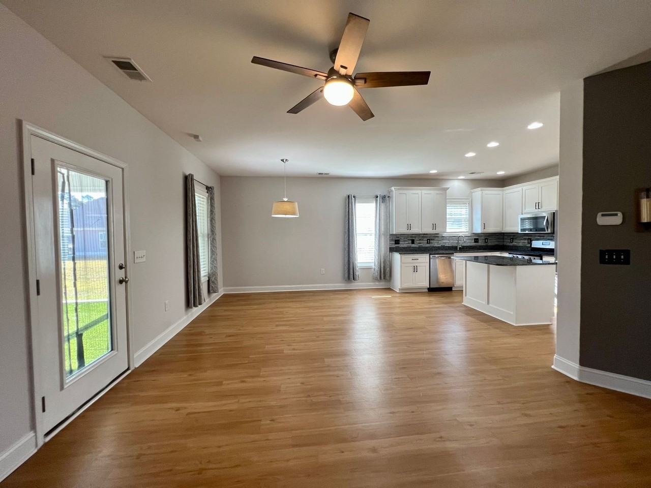 3104 Shandwick Dr - Photo 3 of 17