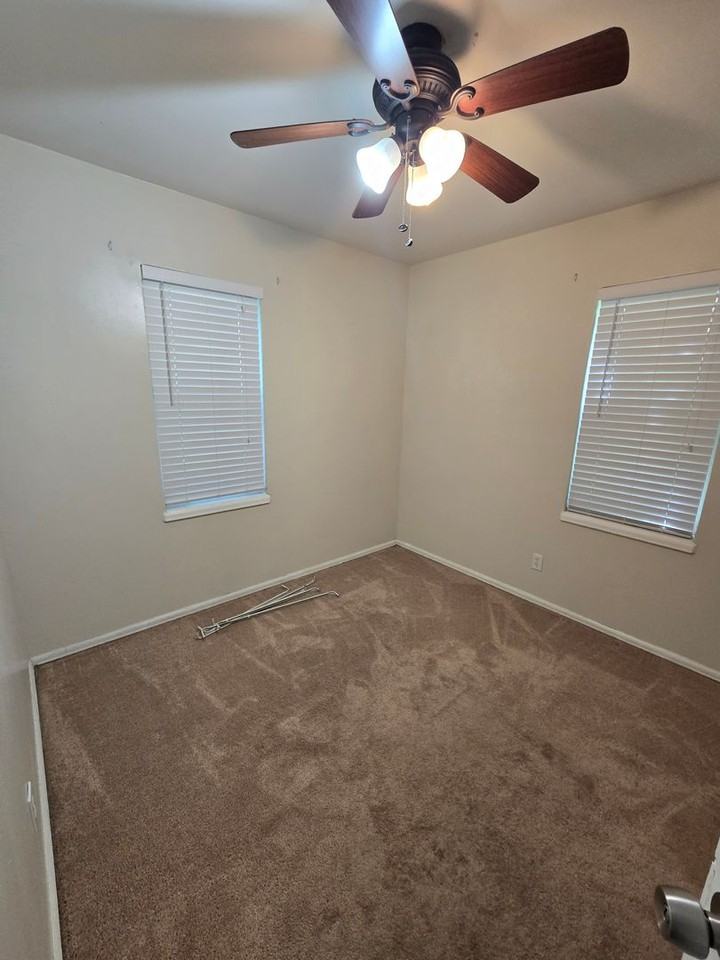 2320 Sw Valley Brook Ln - Photo 5 of 10