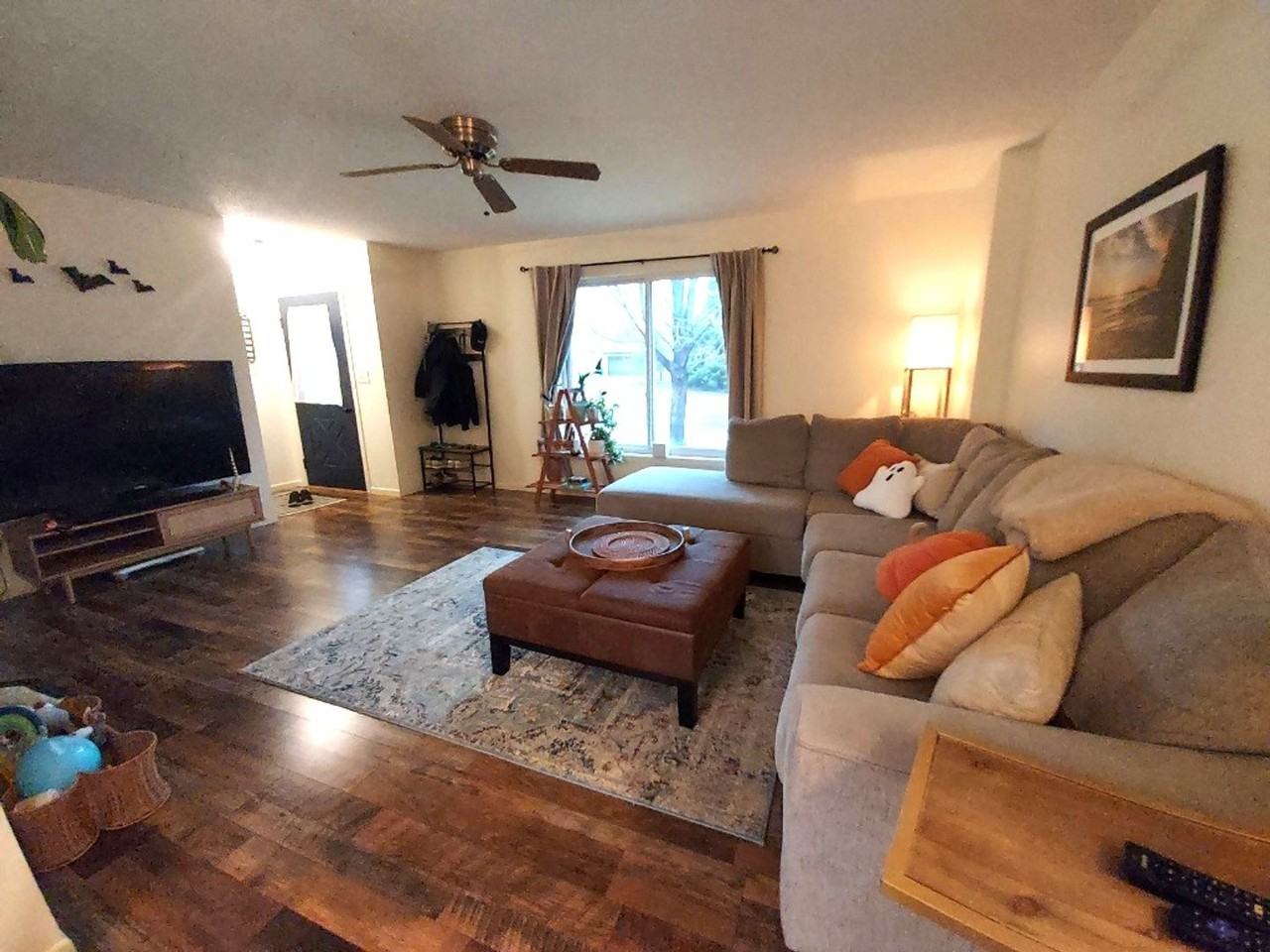 206 Acorn Ln - Photo 6 of 16