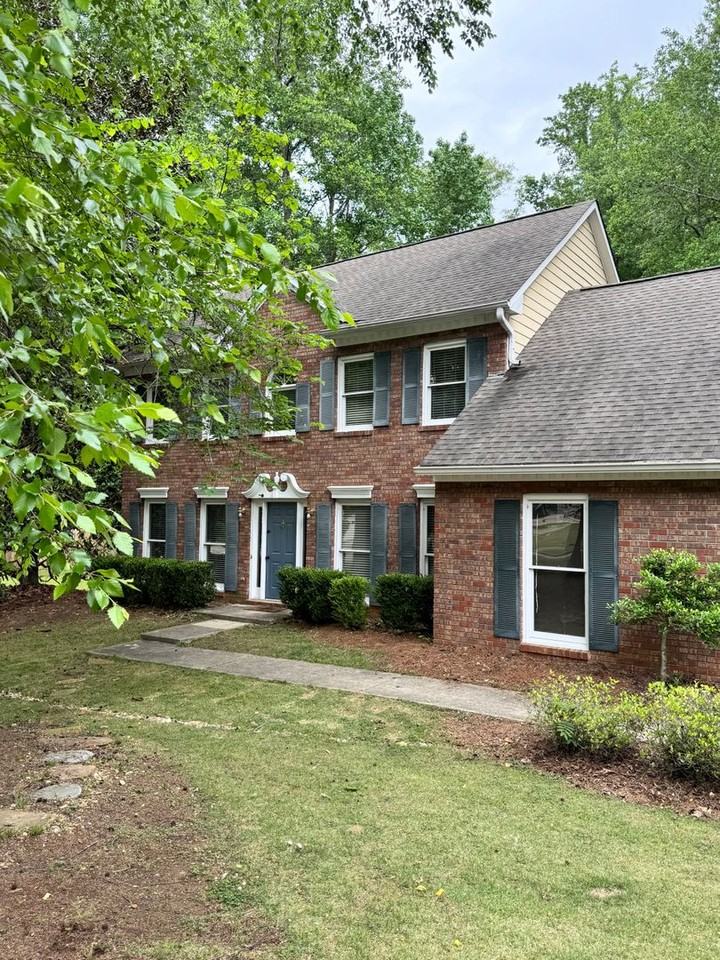 310 Briar Creek Cir - Photo 2 of 21