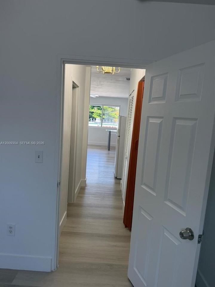 4840 Nw 27th Ave #2 - Photo 5 of 10