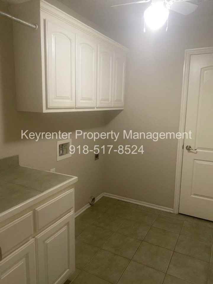 8056 Quail Ridge Rd - Photo 7 of 21