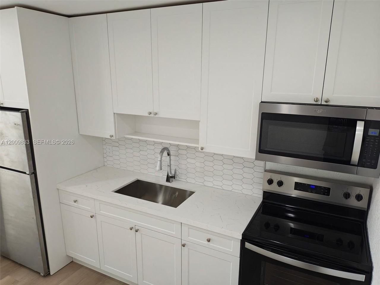 11412 Nw 11th Ave #B - Photo 2 of 12