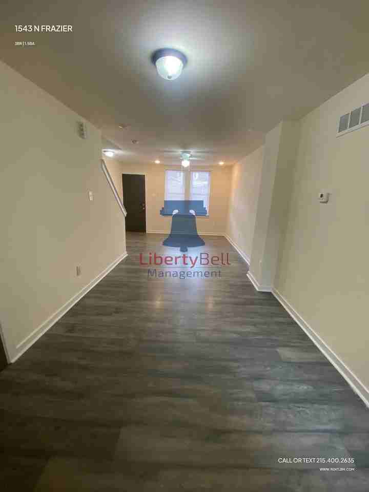 1543 N Frazier St - Photo 3 of 11