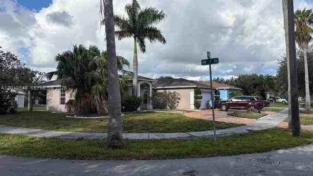 774 Nw 16th Pl - Photo 3 of 41