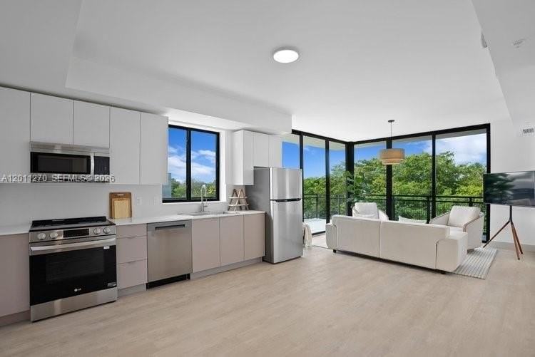 1155 Ne 125th St #106 - Photo 4 of 16