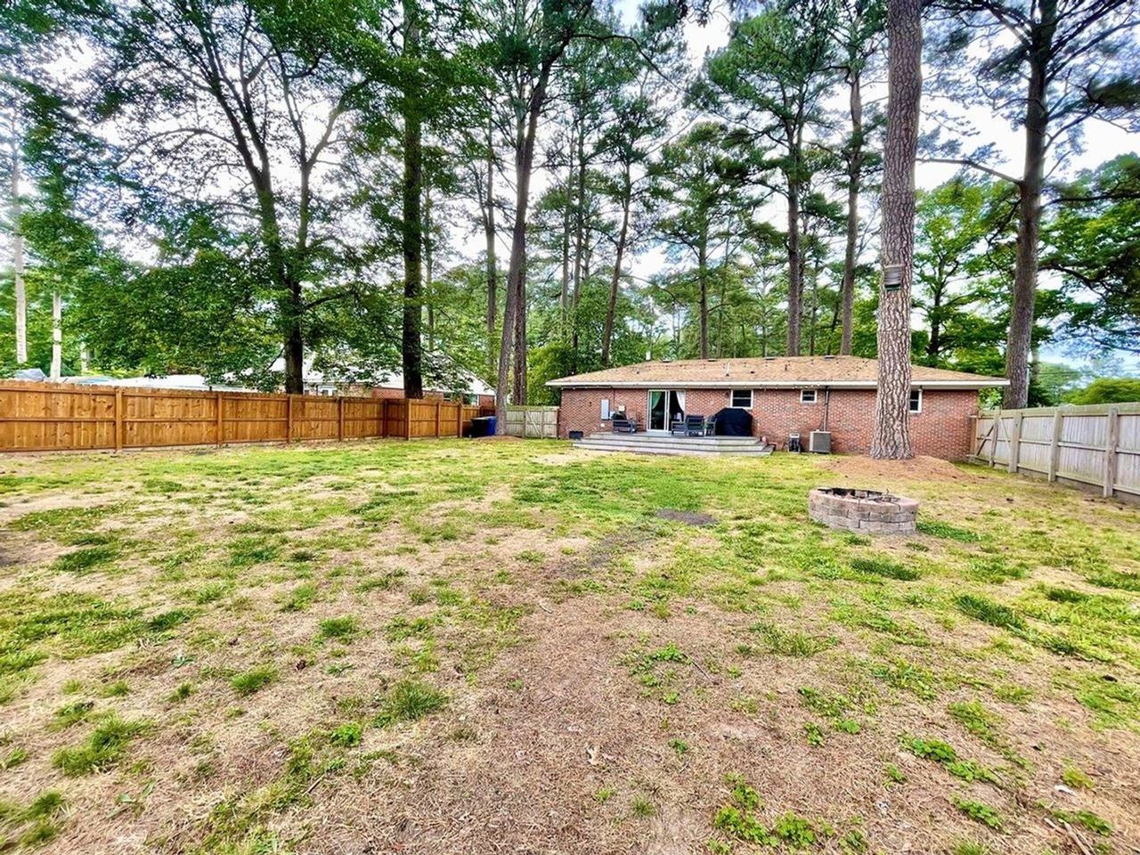 5601 Sedgemoor Rd - Photo 2 of 40