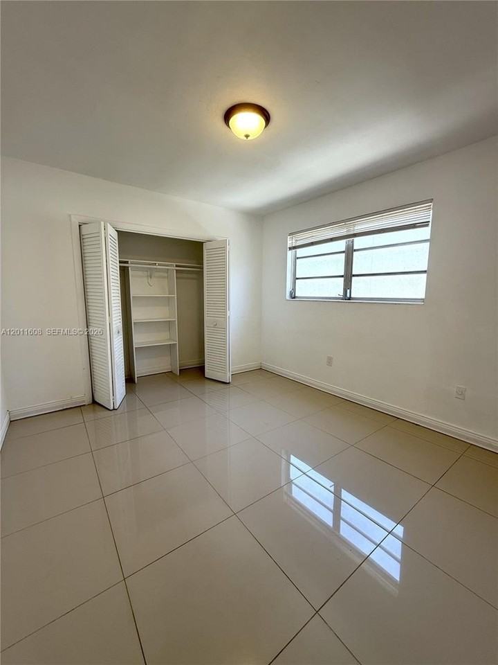 4410 W Flagler St #108 - Photo 5 of 8