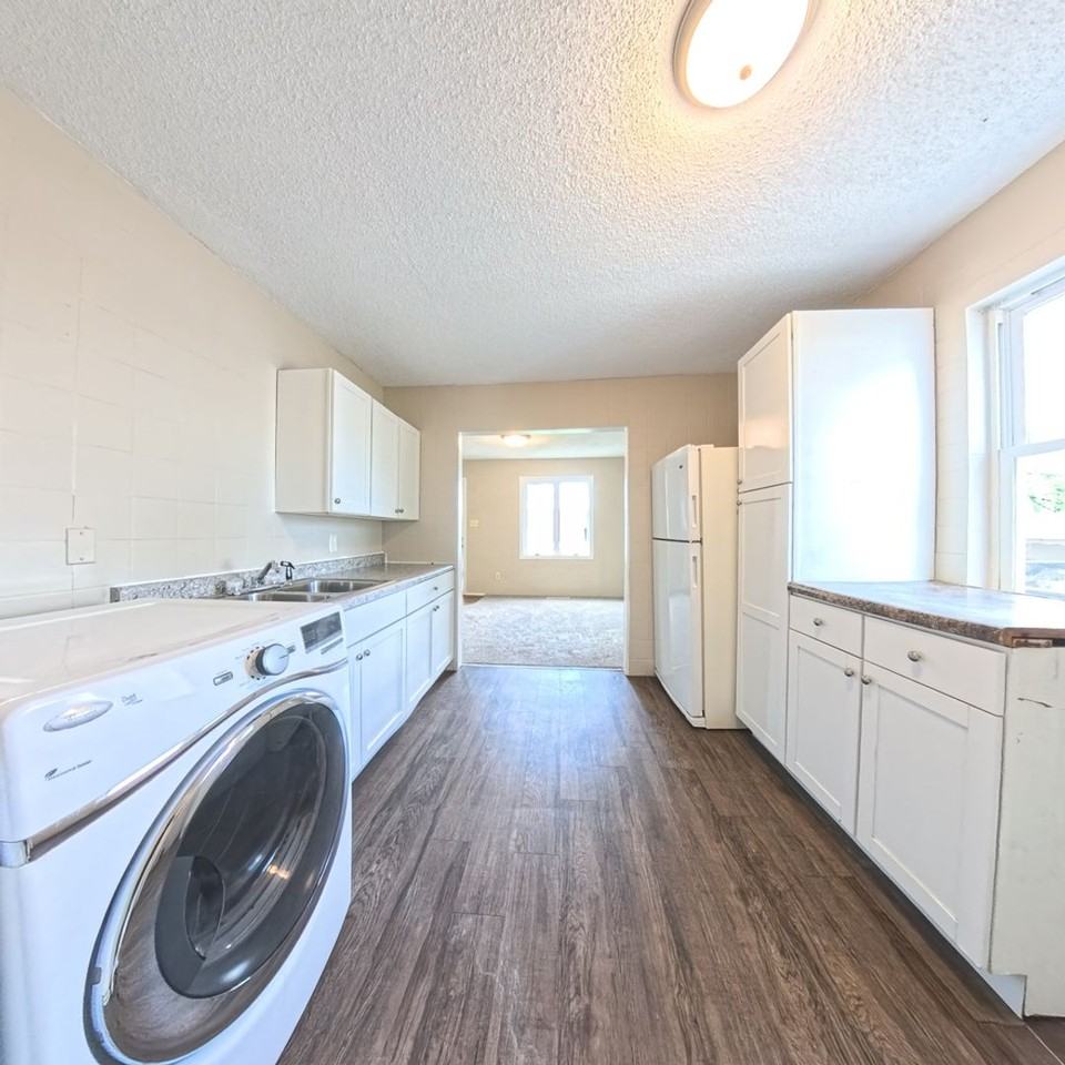 505 N 13th Ave - Photo 6 of 16