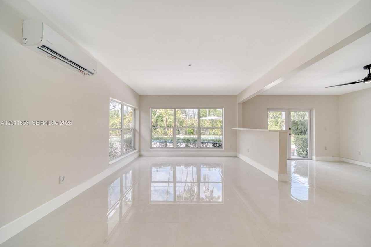 15730 Sw 87th Ct - Photo 6 of 35