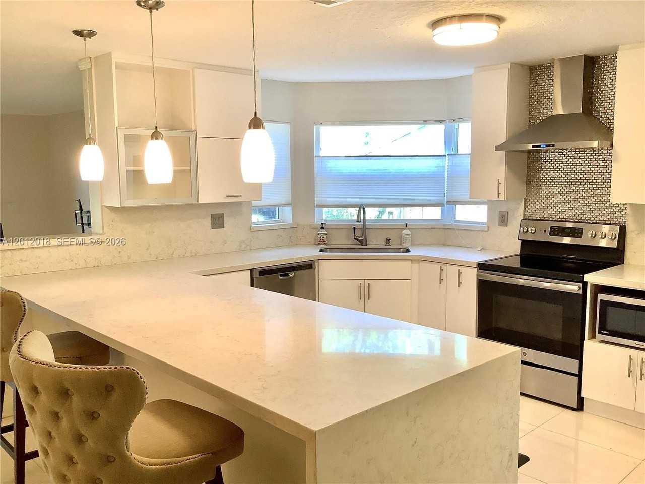 3581 Simms St - Photo 5 of 39