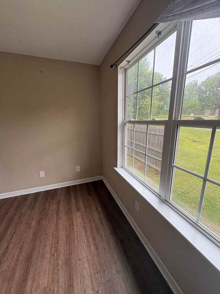 361 Hogan Cir #C - Photo 7 of 11