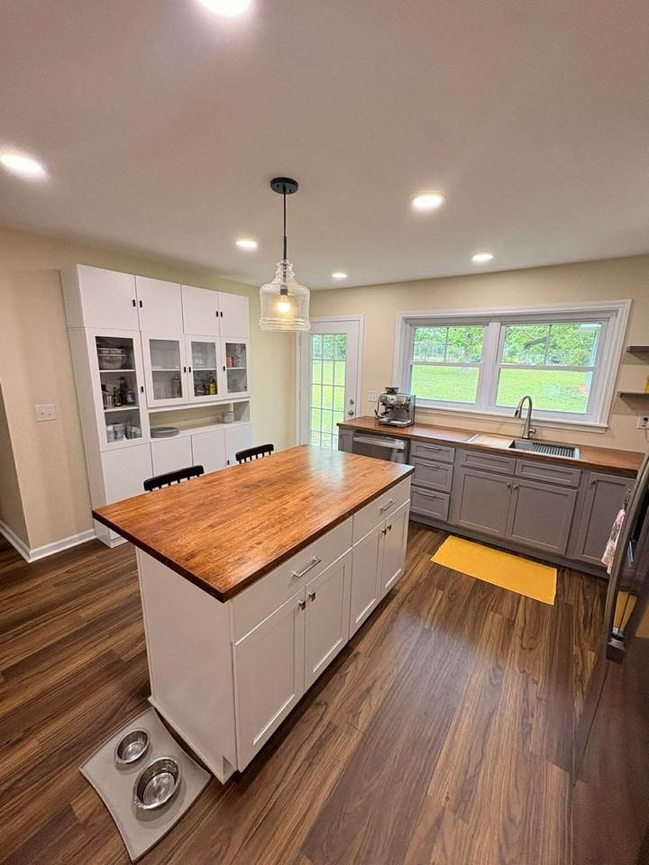 105 Willow Dr - Photo 7 of 29