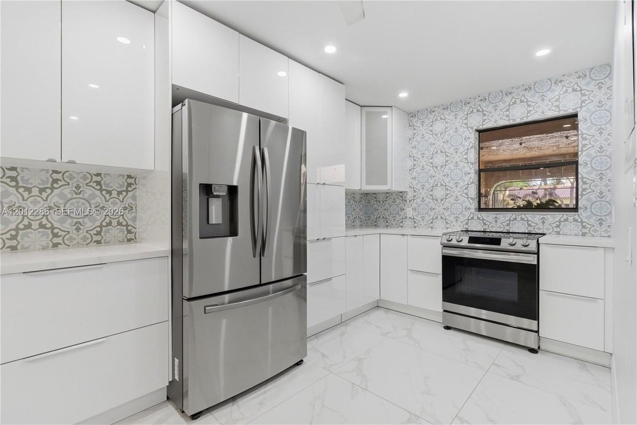 3766 Estepona Ave #13S2 - Photo 7 of 30