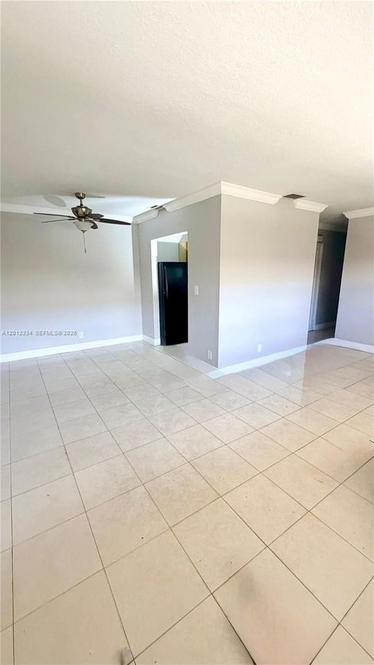 581 Kathy Ln #D - Photo 7 of 16