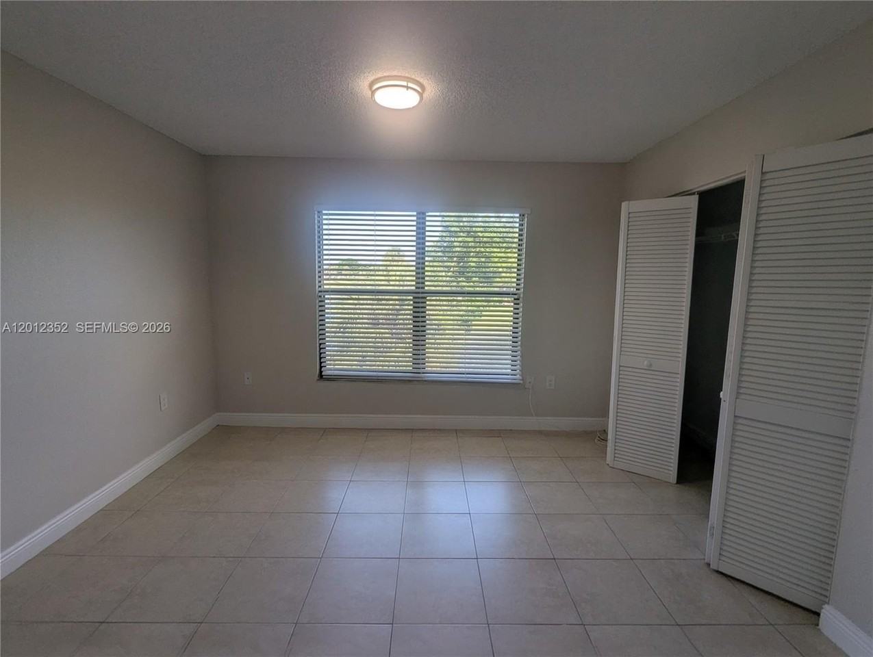 1564 Lake Crystal Dr #F - Photo 5 of 12