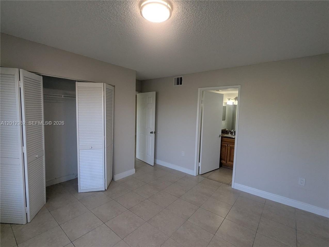 1564 Lake Crystal Dr #F - Photo 6 of 12